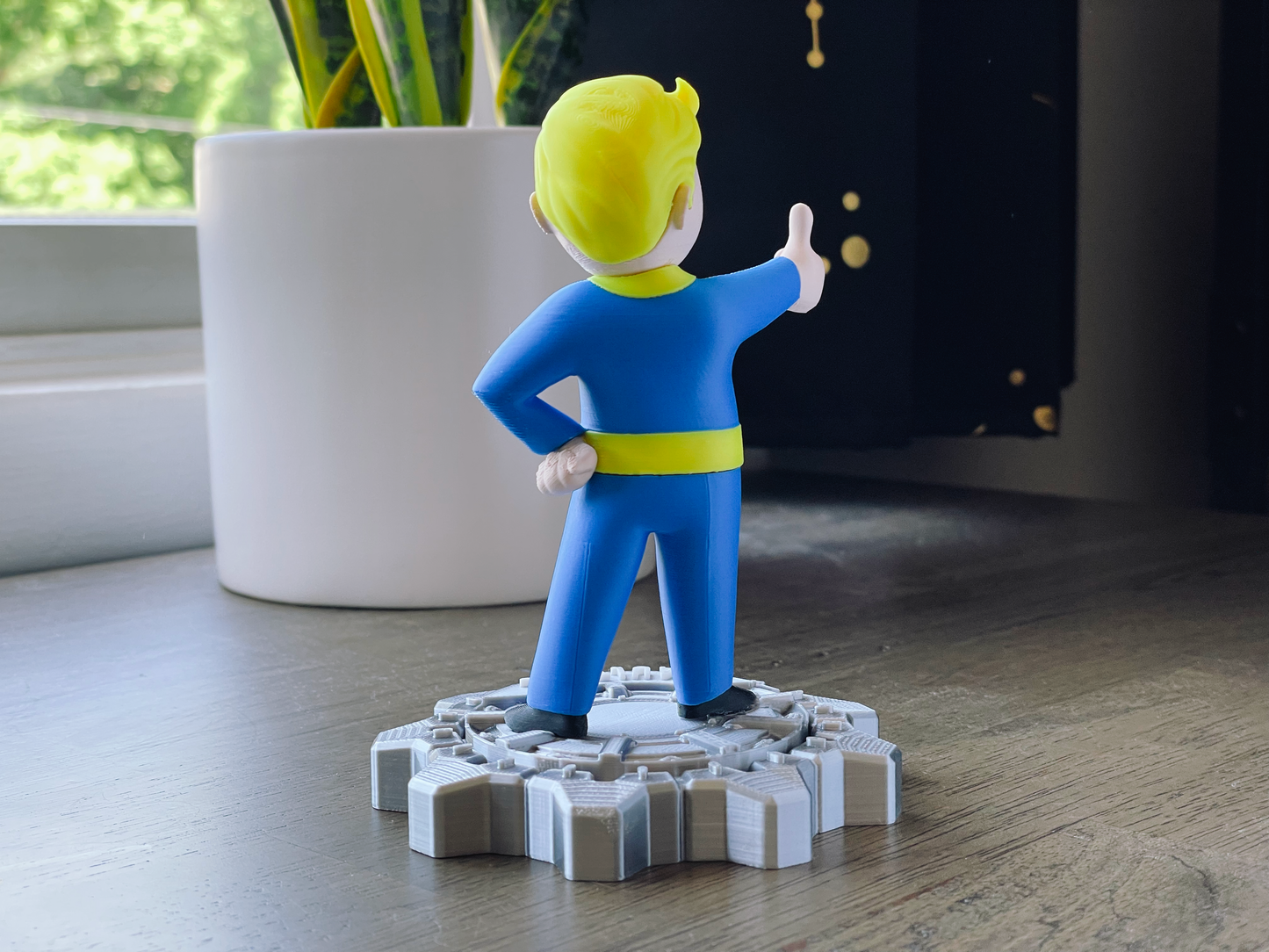 Fallout's Vault Boy Statue